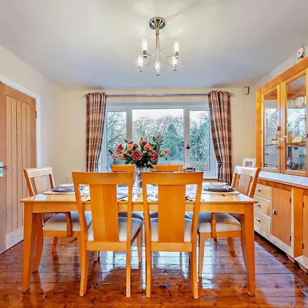 Holiday home 3 Bed In Gosforth 94106 *